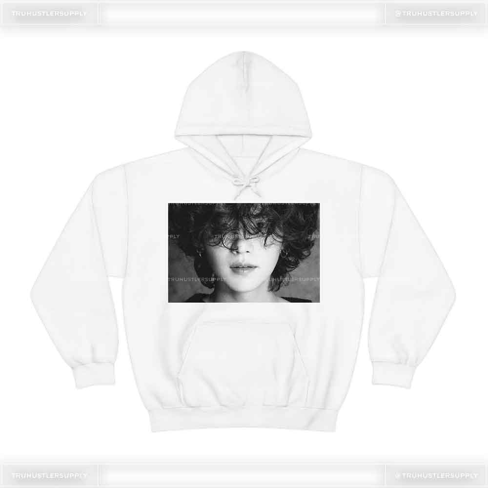 Vintage Yoongi Messy Hair Heavy Blend™ Hooded Sweatshirt